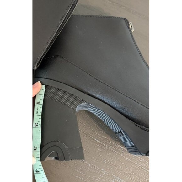 Woman's Size 8.5 Boots SOREL Brex Heel Zip black Leather Lug Sole - Picture 13 of 15